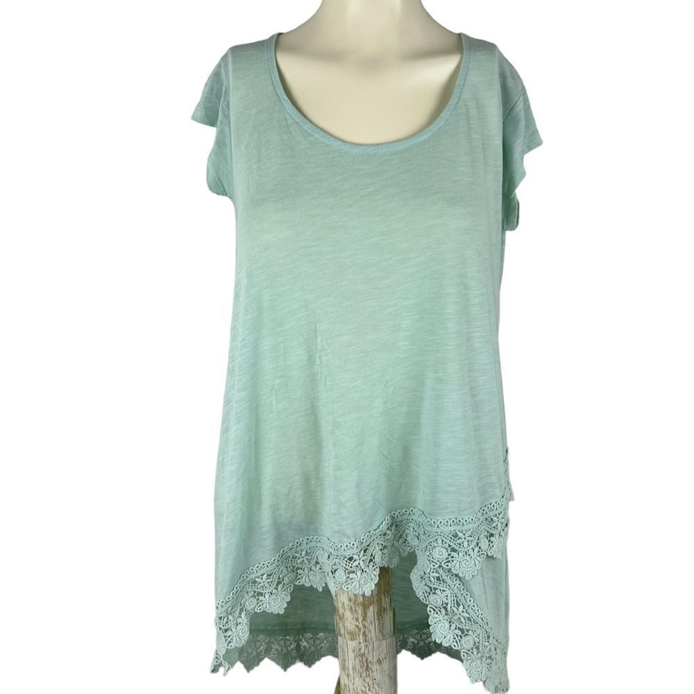 Altar’d State Womens Lace Asymetric Hem Short Sleeve Scoop Neck Blouse Top Small